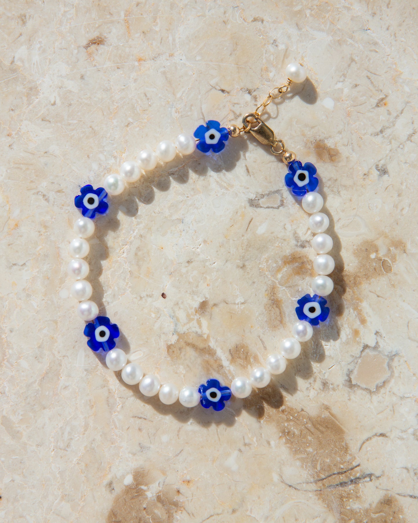 Blue Daisy Pearl Bracelet